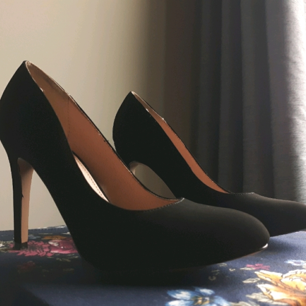 Black heels